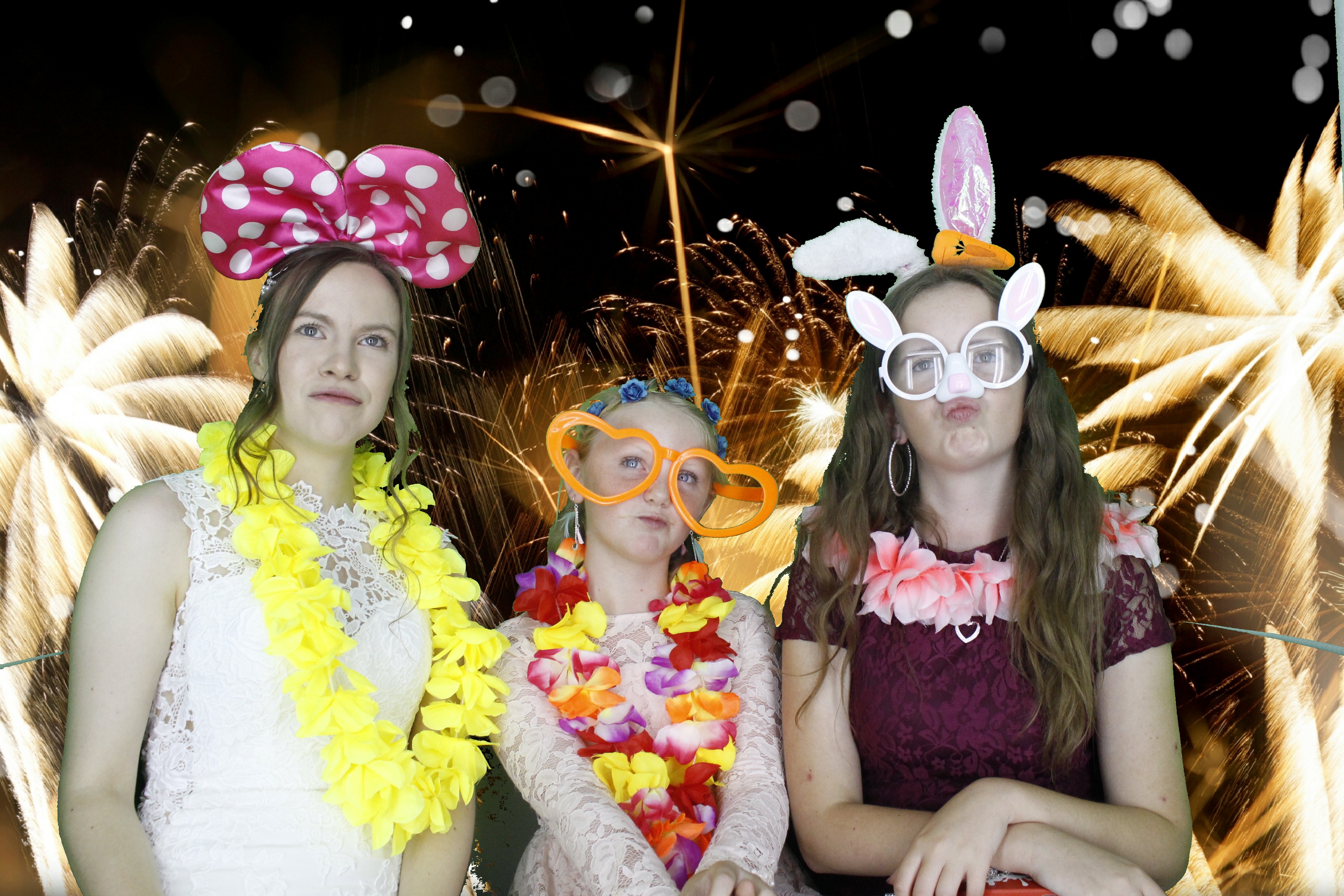Rebecca and Warren's Wedding | View more photos from the event at gallery.myphotoboothexperience.co.uk/u/MyPhotoBoothExperienceLtd/Rebecca-and-Warrens-Wedding